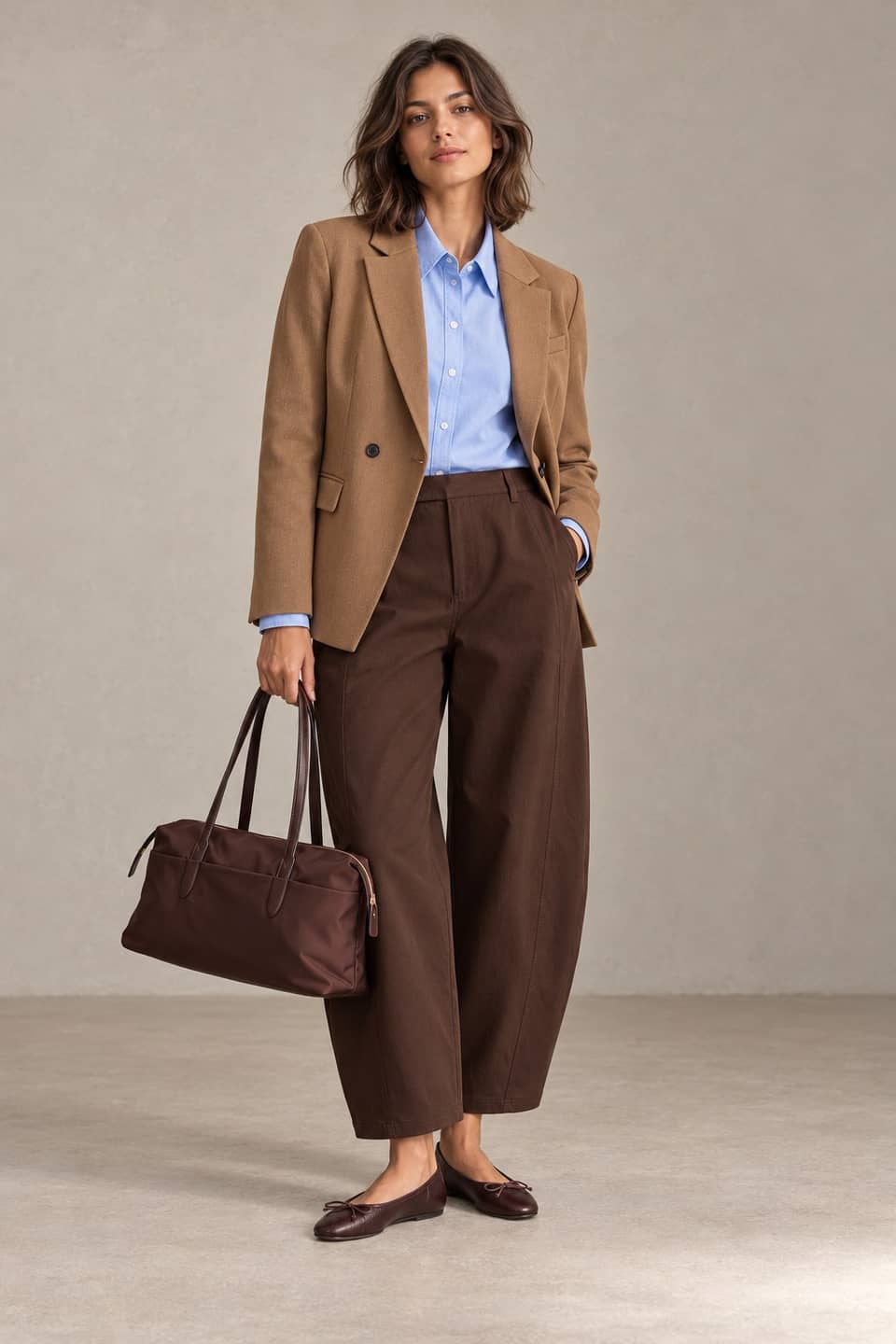 Simulazione AI indossata del look Cacao e azzurro in ufficio